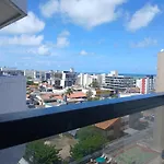 Apartamento 2 Ruas Da Beira Mar Bem Espacoso
