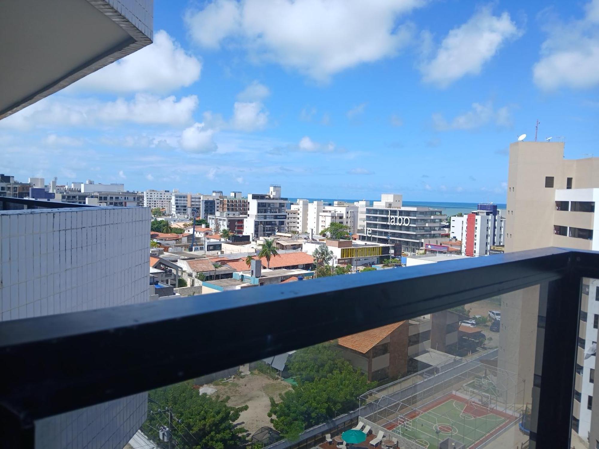 Apartamento 2 Ruas Da Beira Mar Bem Espacoso